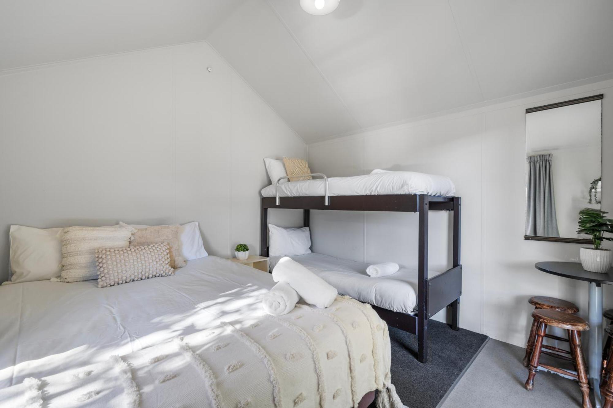 Tasman Holiday Parks Піктон Екстер'єр фото A bunk bed