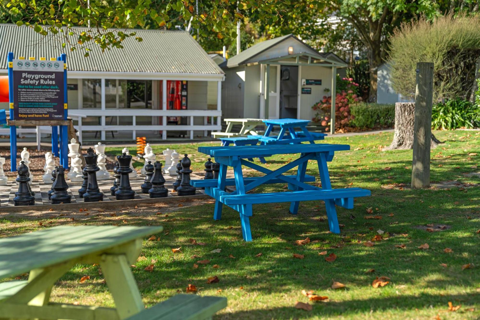 Tasman Holiday Parks Піктон Екстер'єр фото The cafe at the park